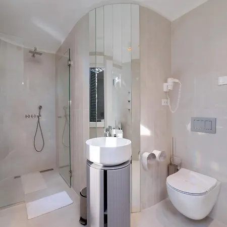 Hotel Ariston 4*