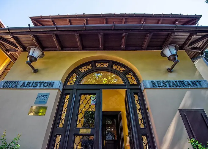 Ariston Отель 4*