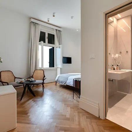 Ariston Hotel 4*