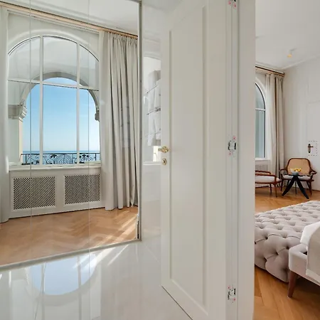 Hotel Ariston 4*