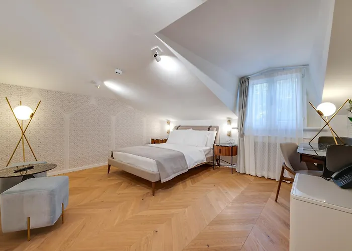 Ariston ホテル オパティヤ