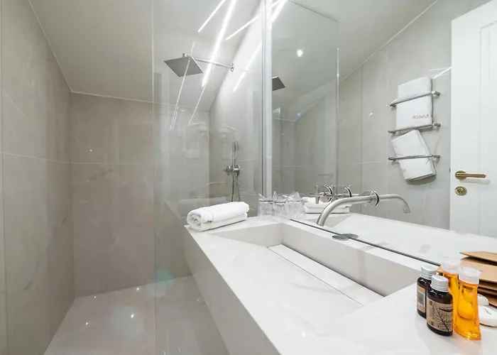 ホテル Ariston オパティヤ